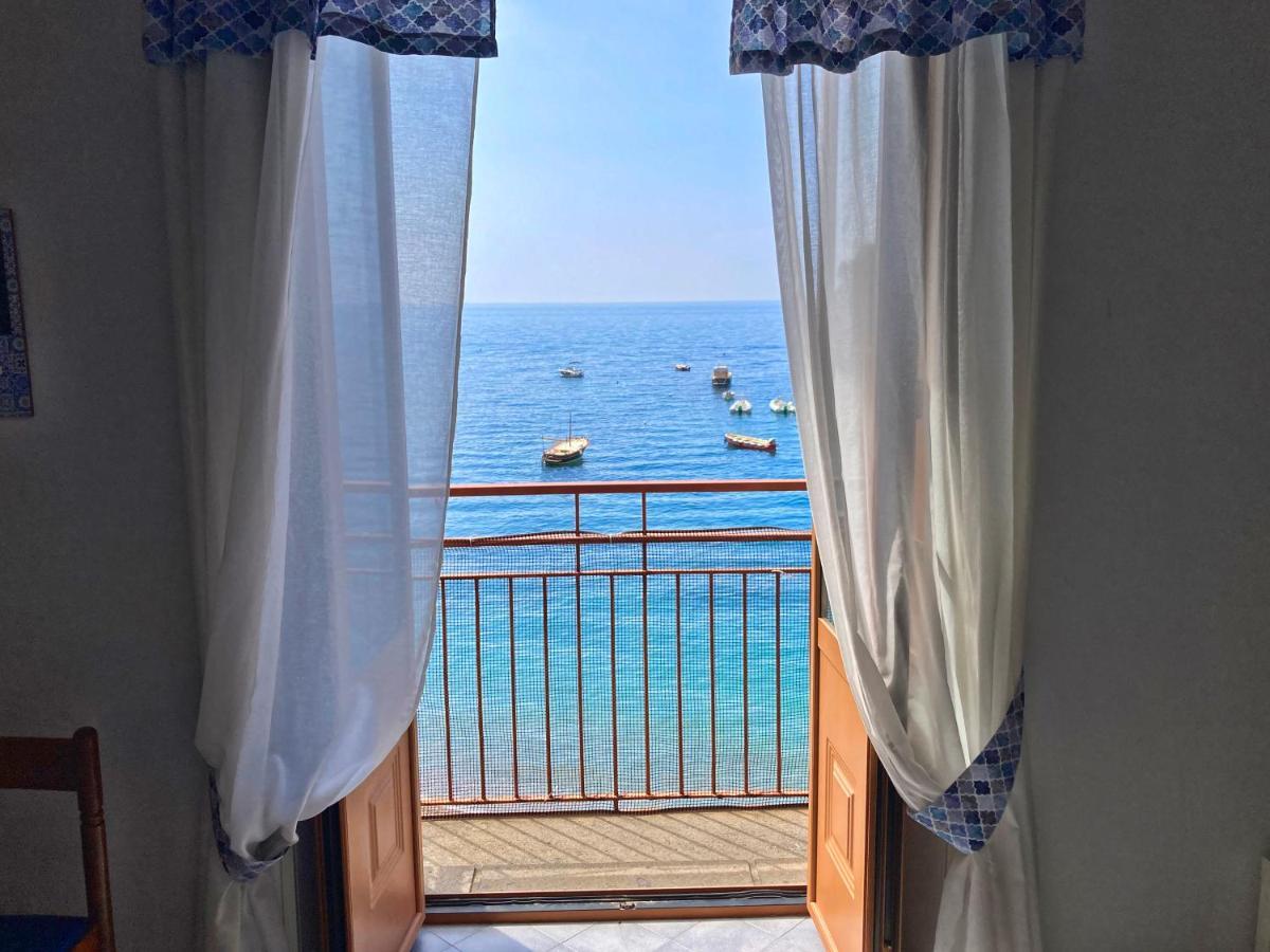 Апартаменти Mimi Sul Mare Масса-Лубренсе Екстер'єр фото